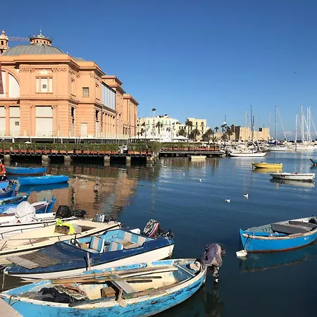 Opera House - Zona Petruzzelli شقة باري